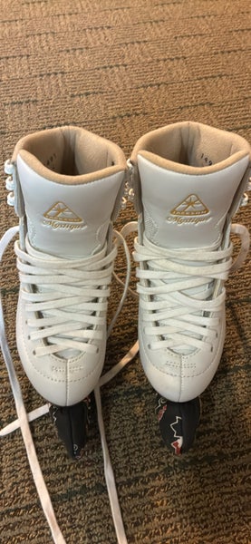 Jackson Ultima Mystique Figure Skates 2C