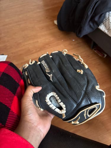 2023 Mizuno Pro Select LH Pitcher's Baseball Glove 12" (Used)