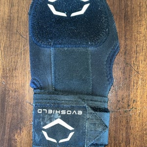 Black Junior EvoShield Sliding Mitt (Used)
