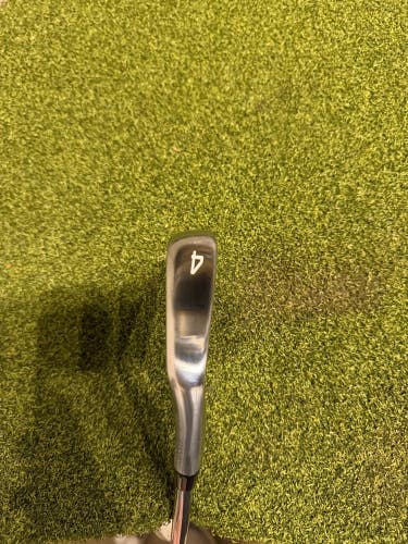 Mizuno Pro 243 Single 4 Iron, Dynamic Gold Stiff Flex, RH