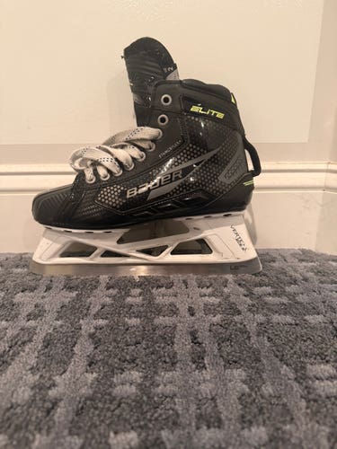 Bauer Elite Hockey Goalie Skates 6 (Used)