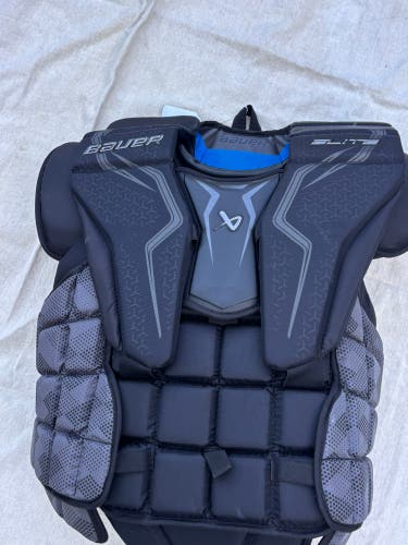 Large Bauer Elite Goalie Chest Protector (Used)