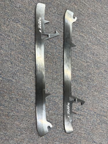 True Shift (New) DLC runner size 8