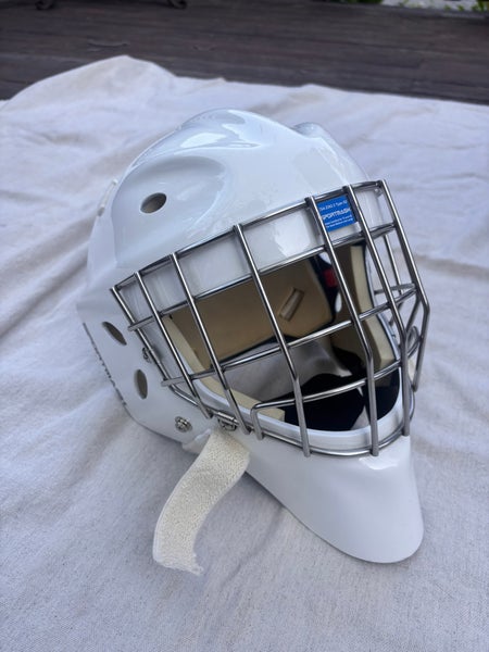 Senior Medium Sportmask X8 Goalie Mask (Used)