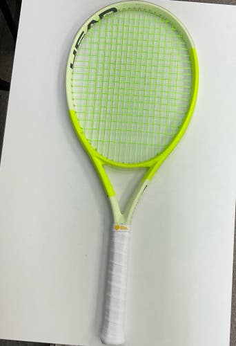 Head Extreme MP Grip Size 4 1/4