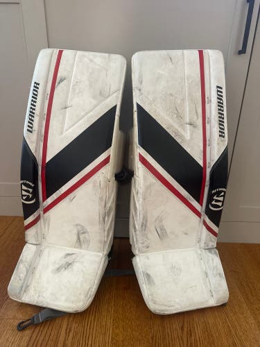 28" 2022 Warrior Ritual G6 E+ Goalie Leg Pads (Used)