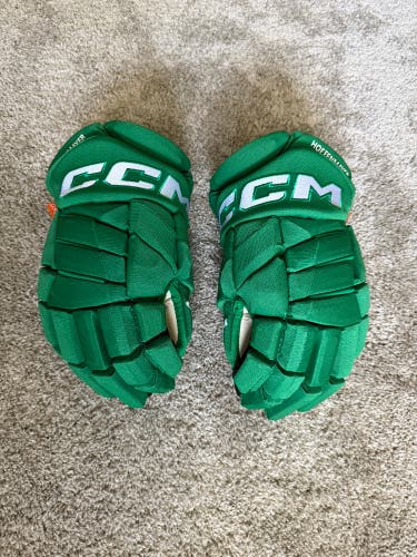 CCM JetSpeed FT1 Gloves 14" Pro Stock Toronto St. Pats