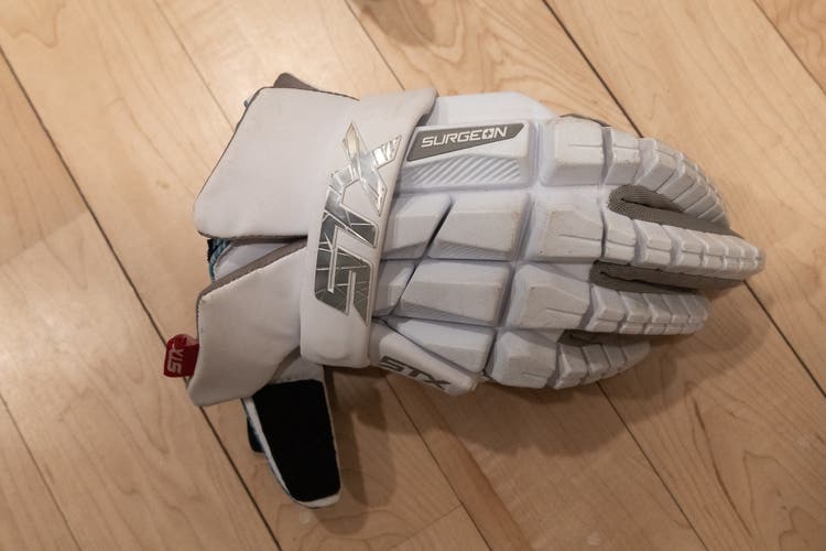 STX Surgeon RZR2 Lacrosse Gloves (Used)