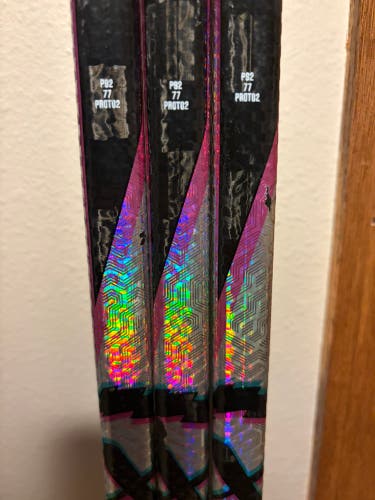 Senior Bauer Proto2 Left Hand Hockey Stick P92 77 Flex Pro Stock (Used)