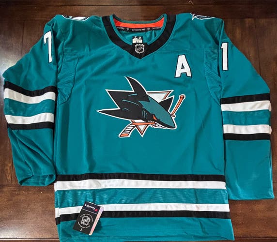 San Jose Sharks Macklin Celebrini Adult Large (52) #71 NWT