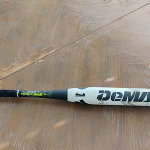 2014 DeMarini Stadium Composite Bat 26 oz 34" (Used)