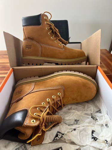 Brand new Timberland work boots csa approved never worn steel toe