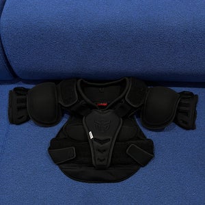 Stark MFG NC9 Women's Shoulder Pads — Small Plus