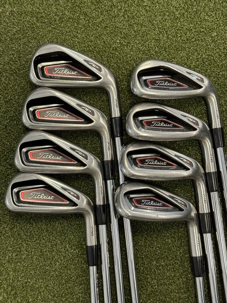 Titleist AP1 716 4-PW,W R300 regular flex RH +1 Swing science grips