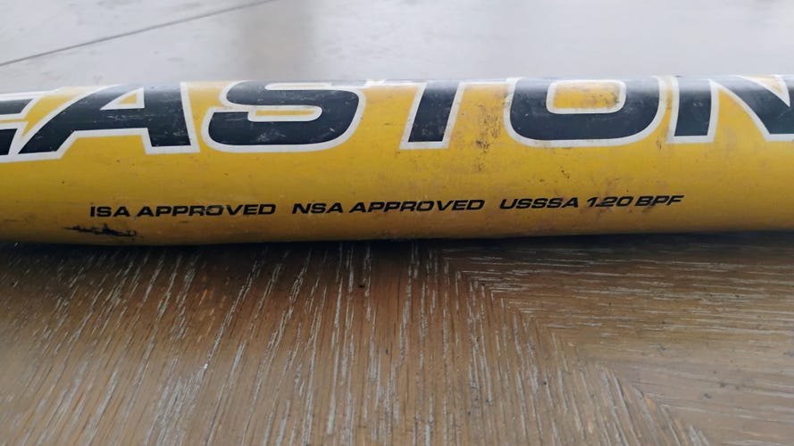 Easton SV12 Bat 26 oz 34" (Used)