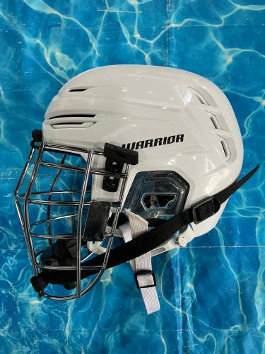 Adult Warrior Alpha One Pro Box Lacrosse Helmet | Size Small  (Used)