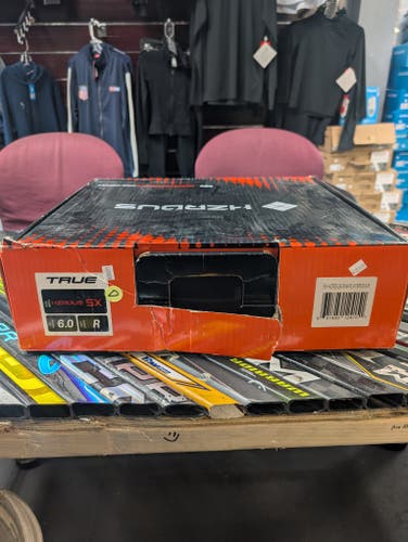 True HZRDUS 5x Hockey Skates R Size 6
