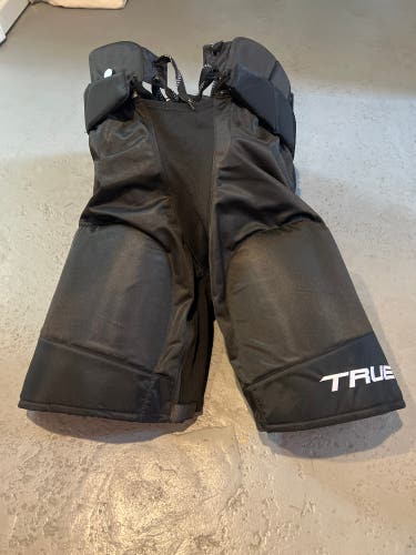 Men's Senior XL True Catalyst 9x4 Hockey Pants (New)