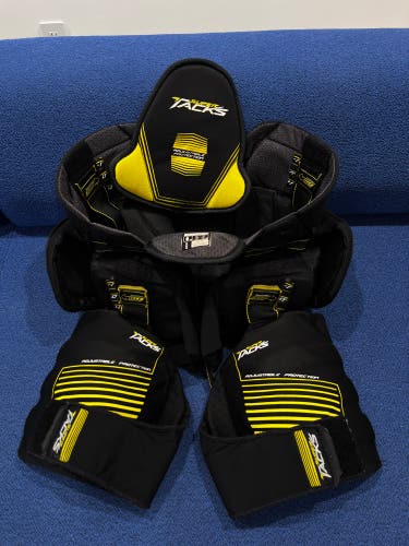 CCM Super Tacks Girdle — Small