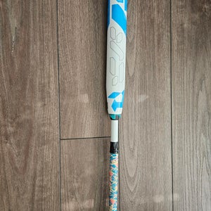 2023 DeMarini CF Composite Bat (-11) 19 oz 30" (Used)