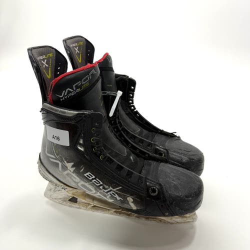 Used Bauer Vapor Hyperlite Skates | 8.5 Fit 1 | A16