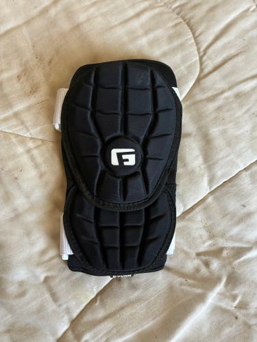Used G Form Elite 2 Batter Elbow Brace