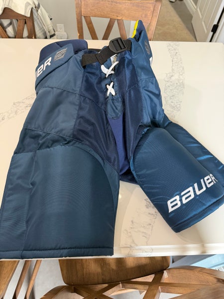 Men's Intermediate Large Bauer Supreme 3S Hockey Pants (New)