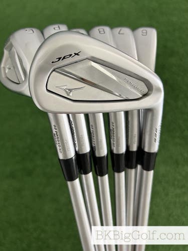 Mizuno JPX 925 Forged Iron Set 5-G / KBS Tour C-Taper Lite 110 Stiff