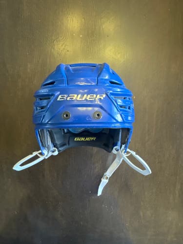 Small Bauer Re-Akt 150 Helmet (Used)