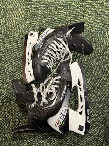 CCM JetSpeed FT8 Pro Hockey Skates Regular Width Pro Stock Size 6.5 (New)