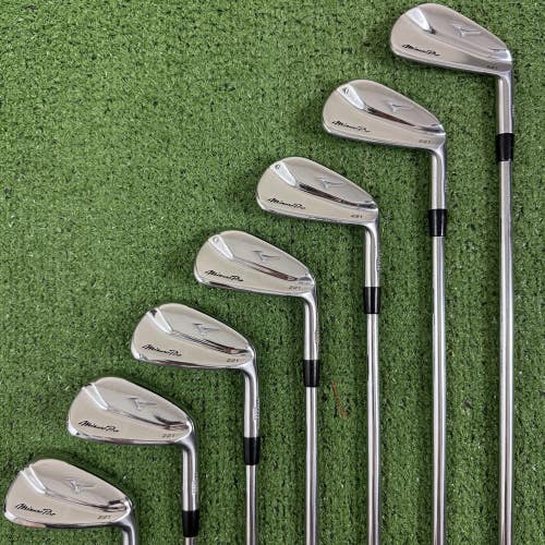 Mizuno Pro 221 Forged 4-PW Iron Set Extra Stiff X Flex N.S. Pro Tour +1/4 Long