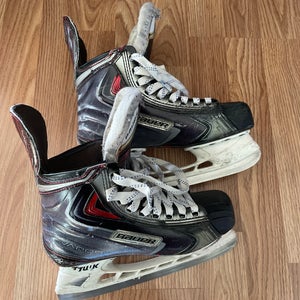 2014 Bauer Vapor APX2 Hockey Skates Narrow Width 5 (Used)