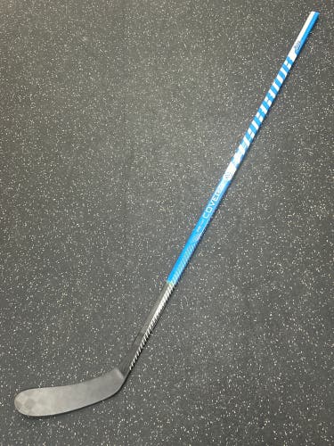 University Of Maine Warrior Covert QR5 Pro Right Handed P28 55 Flex Pro Stock (New) Stick Item#CCM10