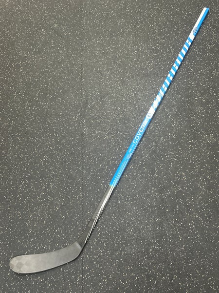 University Of Maine Warrior Covert QR5 Pro Right Handed P28 55 Flex Pro Stock (New) Stick Item#CCM10