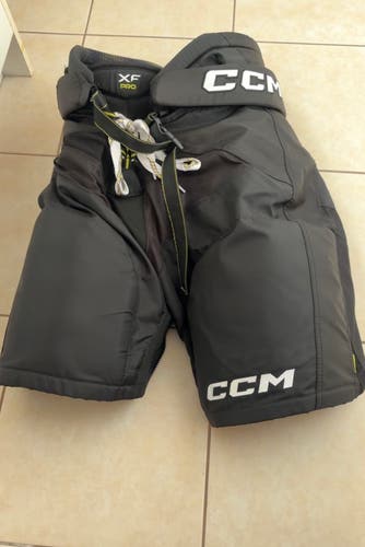 Like New Senior Medium CCM Tacks XF Pro Hockey Pants - Free Shipping