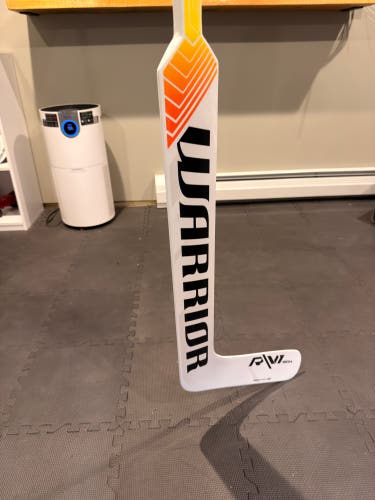 Senior Warrior Ritual V1 Pro+ Regular Goalie Stick 25" Paddle (New)