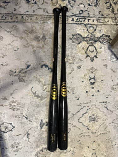 Axis Wood bat 34/31 (Brand new and Barely used)