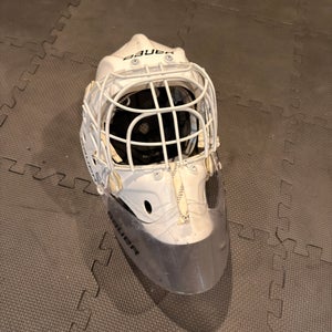 Senior Large Bauer 940 Goalie Mask (Used)