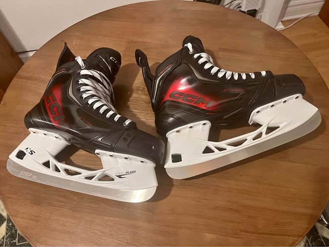 CCM Jetspeed Control Ice Hockey Skates