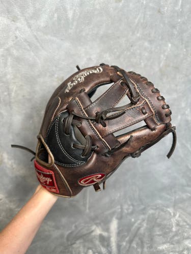 Brown Rawlings Heart of the Hide PRONP5-7BCH RH Infield Baseball Glove 11.75" (Used)