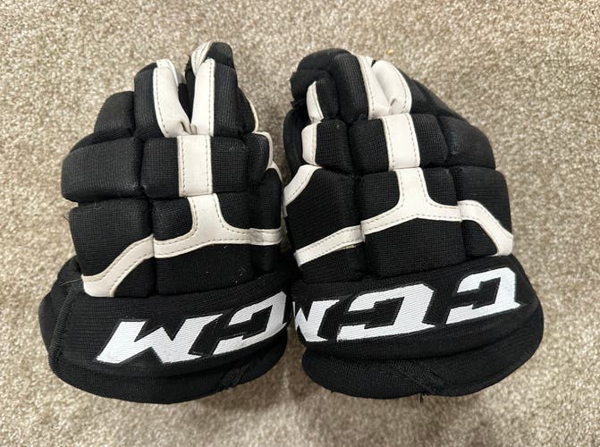 CCM HGC200 Gloves 8"