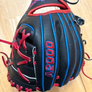 2022 Wilson A2000 RH Infield Baseball Glove 11" (New)