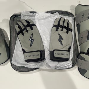 Bruce Bolt gray collection (brand new)!!