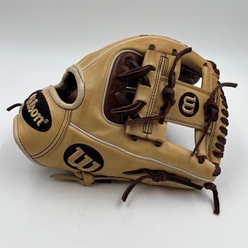 Wilson A2000 1786 11.5 Infield Baseball Glove