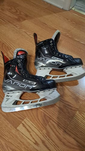 Bauer Vapor X 3.7 Hockey Skates Regular Width 7 (Used)
