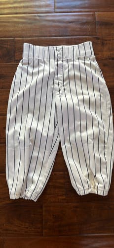 White Men's Small Adult Champro Game Pants (Used)