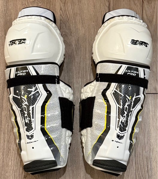 Senior CCM Ultra Tacks Pro 14" Shin Pads Pro Stock (Used)