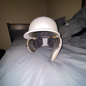 Small / Medium Marucci Duravent Batting Helmet (Used)