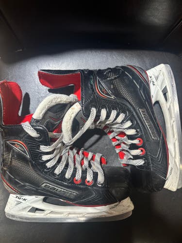 Bauer Vapor X500 Hockey Skates Regular Width Size 3 (Used)