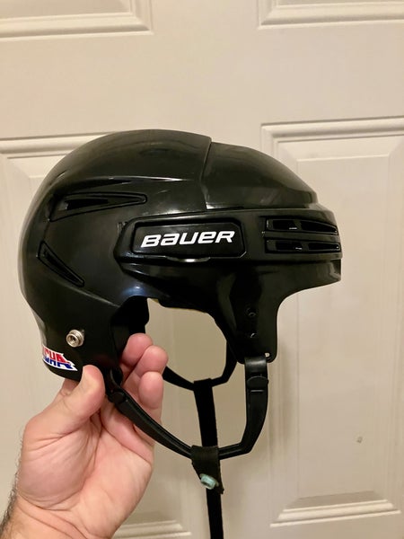 Medium Bauer Re-Akt 75 Helmet (Used)